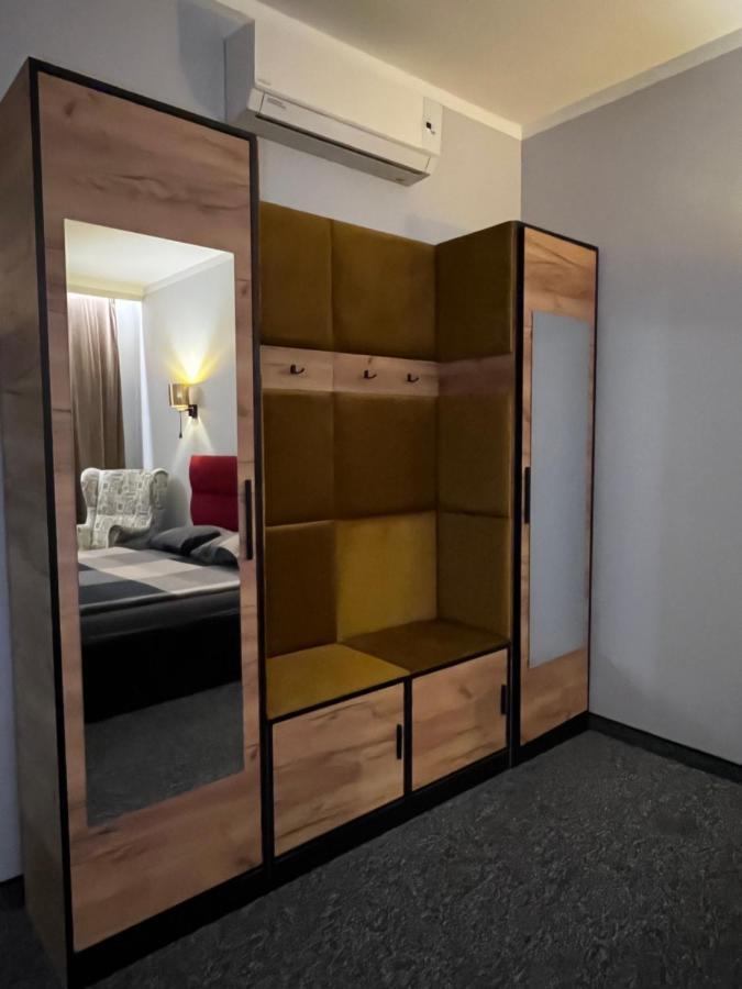 Cosy Apartments Deluxe คราคูฟ ภายนอก รูปภาพ